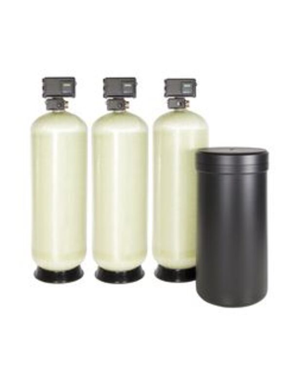 Vandens minkštinimo sistema nepertraukiamo veikimo TRIPLEX M-45E